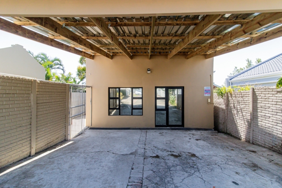 3 Bedroom Property for Sale in Beacon Bay North Eastern Cape